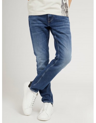Guess Pantalón Vaquero calce skinny M2YAN1 D4Q42 2CRM
