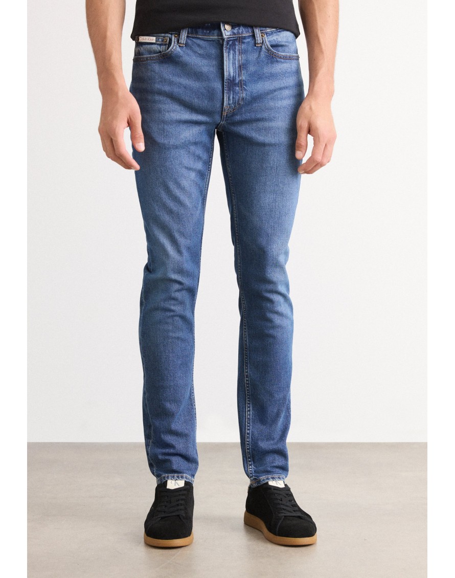 Calvin Klein Pantalones Vaqueros  Slim Tapered Sahara