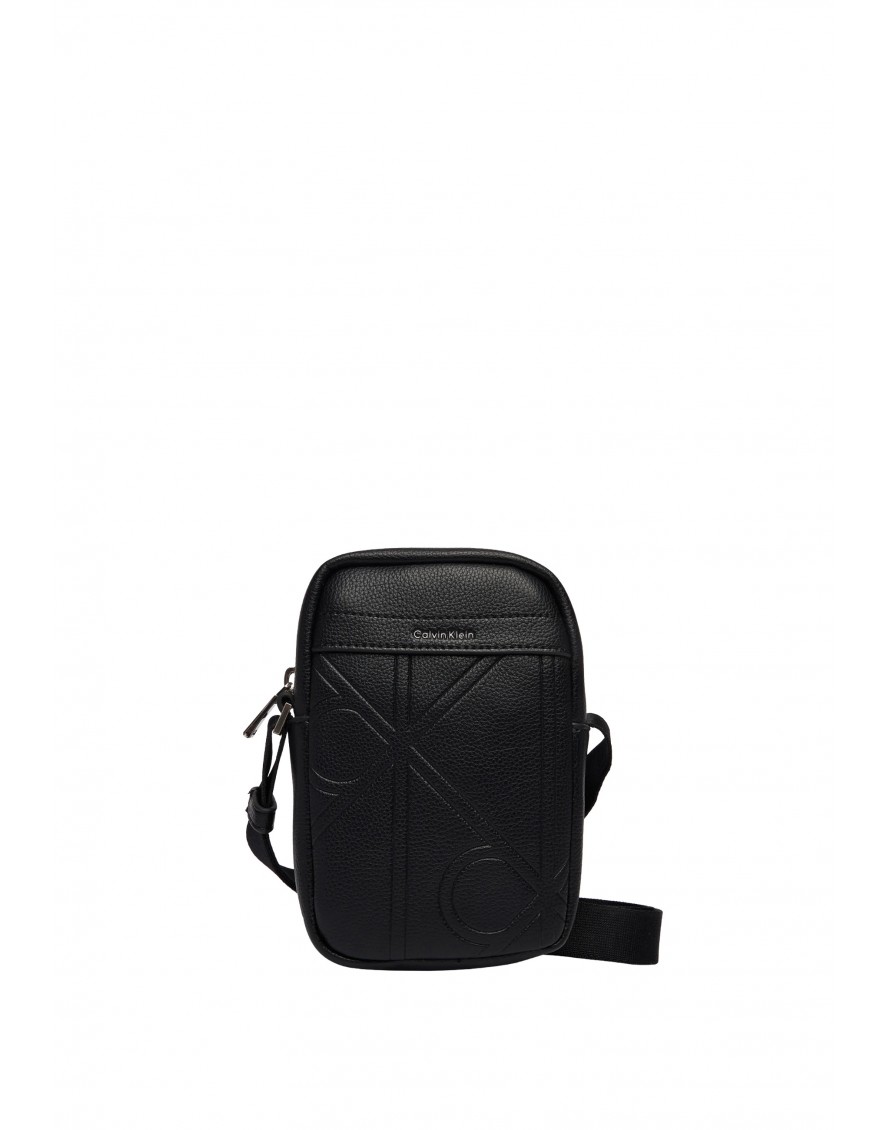 Calvin Klein Bandolera Emblem AOP Emboss Slim Reporter